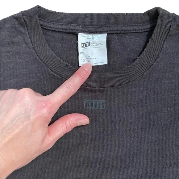 Kith Distressed Heavy Weight Black Cotton Short Sleeve T-Shirt Small Unisex